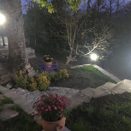 B & B Giu & Dany Bruscoli Exterior photo
